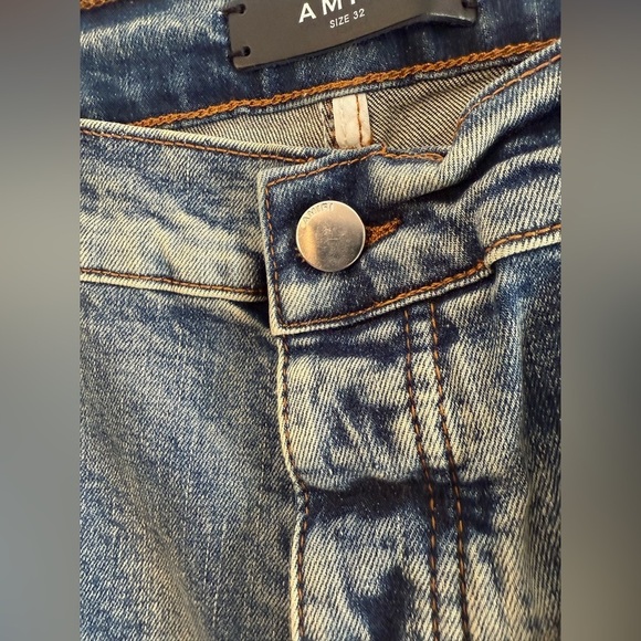 AMIRI SKINNY DESTROYED EMBROIDERED LETTERS FRAYED BUTTON FLY LIGHT WASH 32 - Picture 7 of 15